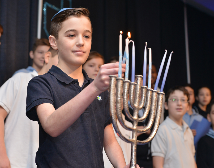 menorah Vancouver Talmud Torah